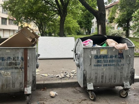 От днес започва кампания за събиране на стари мебели и матраци