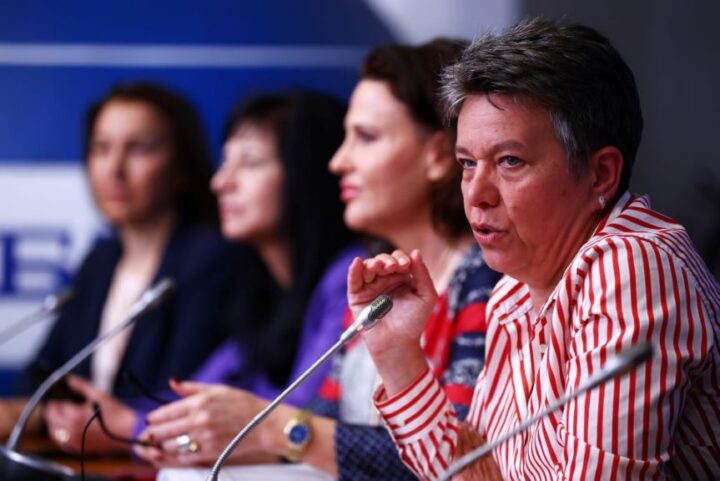 Менторската програма за жени предприемачи се превръща от национална в международна